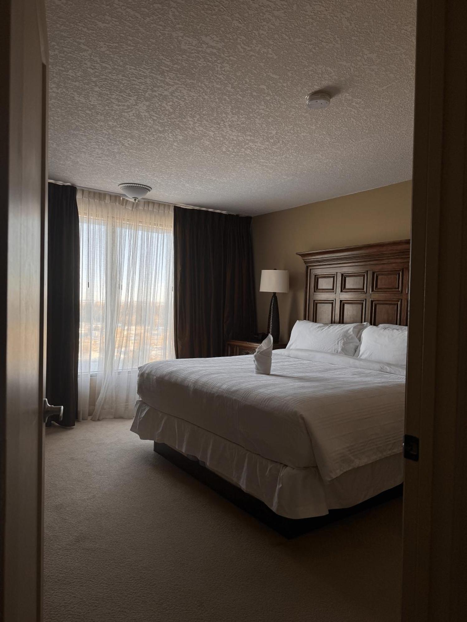 Red Deer Resort & Casino Екстериор снимка