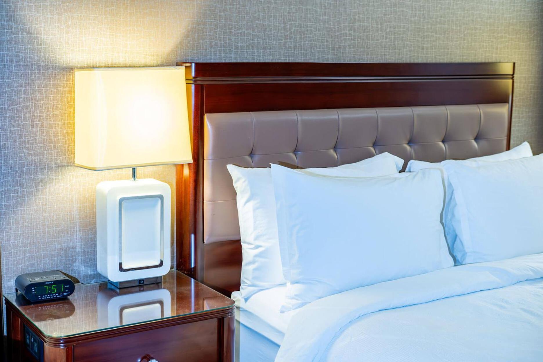 Red Deer Resort & Casino Екстериор снимка