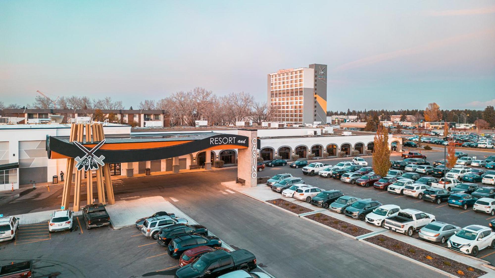 Red Deer Resort & Casino Екстериор снимка