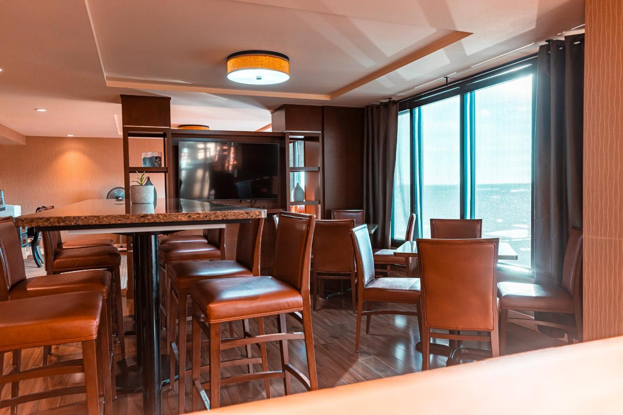 Red Deer Resort & Casino Екстериор снимка